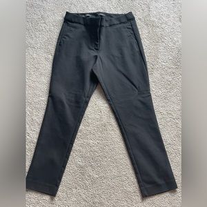 Loft high waist Julie Skinny. Black. Size 10
